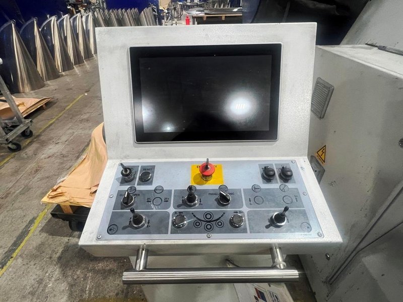 3/8" X 10" DURMA MODEL HRB-4 32260 4-ROLL CNC PLATE ROLL