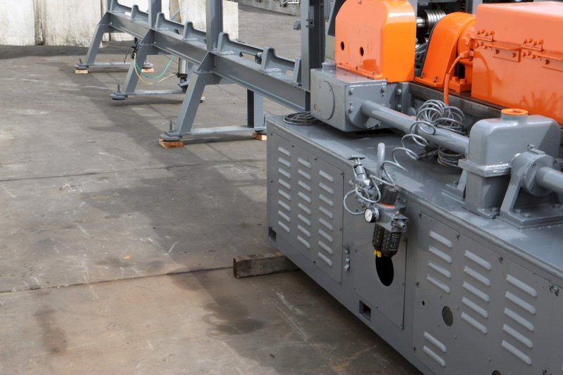 .444&#039; TAKASHIMA HIGH SPEED WIRE STRAIGHTENING &amp; CUTOFF: STOCK #70798