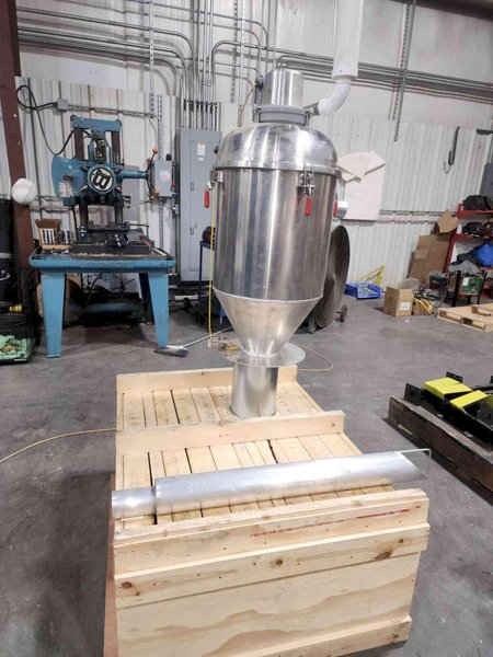 Pneu-Con Whisper Loader with Pneu-Vue SC3000VP Loader, 2023