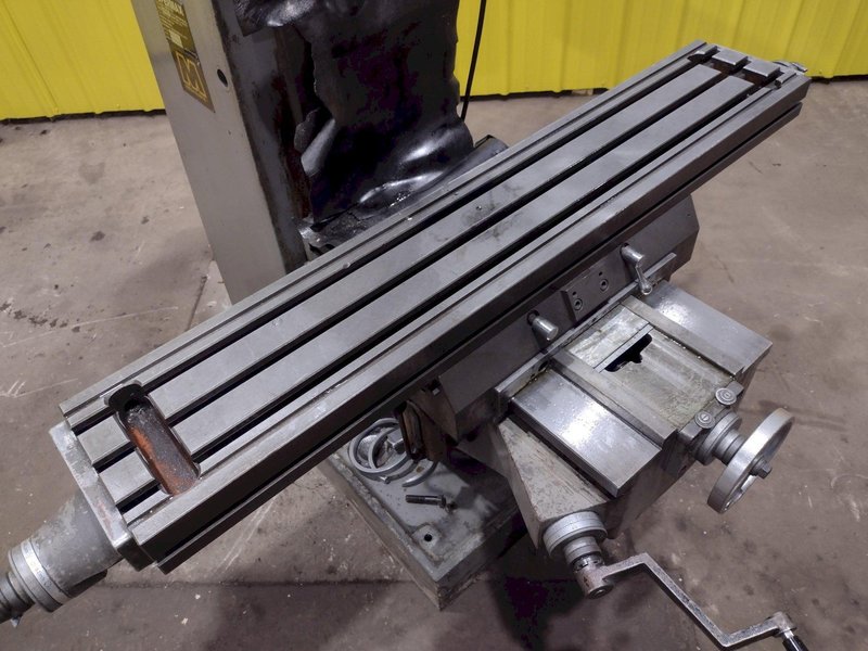 3 HP SUPERMAX MODEL #YCM-16VS VARIABLE SPEED VERTICAL RAM TYPE MILL: STOCK #19651