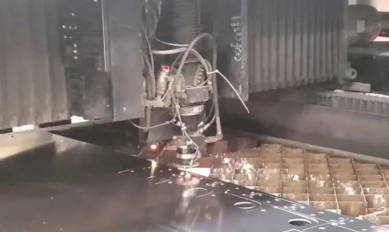 1998 CINCINNATI CL-6 | Laser Cutters