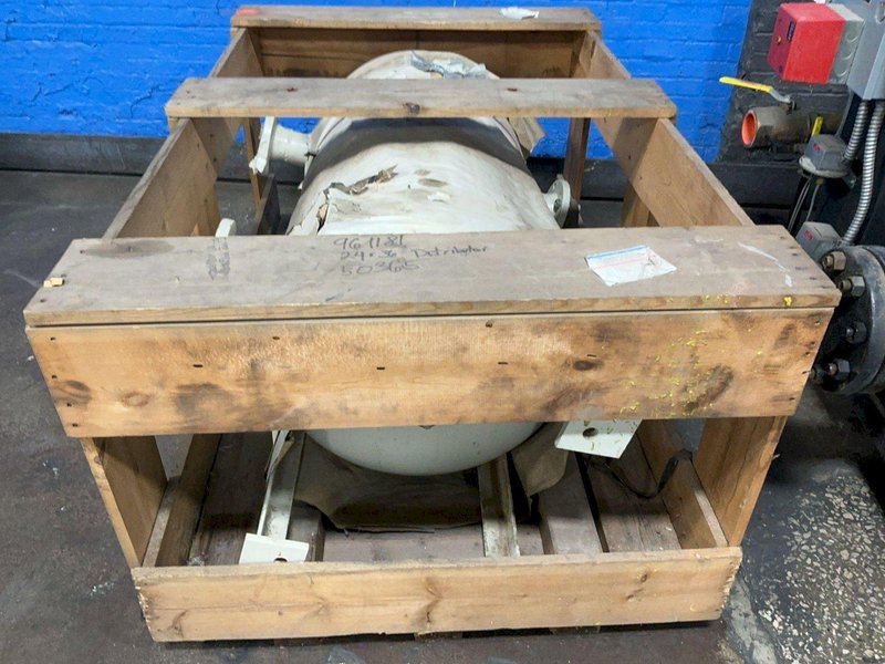 PARKER BOILER CO 5,000,000 BTU/HR INPUT, 125 PSI NATURAL GAS THERMAL LIQUID HEATER  -  HT5000