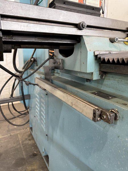 3 HP SWI TRAK DPM VERTICAL BED MILL. STOCK # 1113224