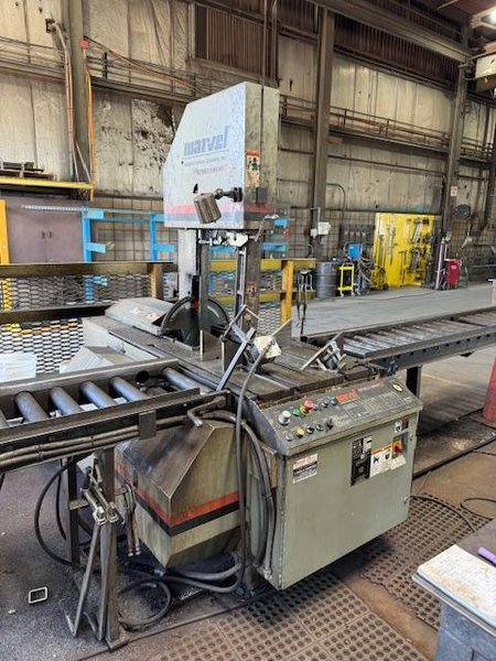 18" X 22" MARVEL 8 MARK 3 VERTICAL BAND SAW STOCK #3815
