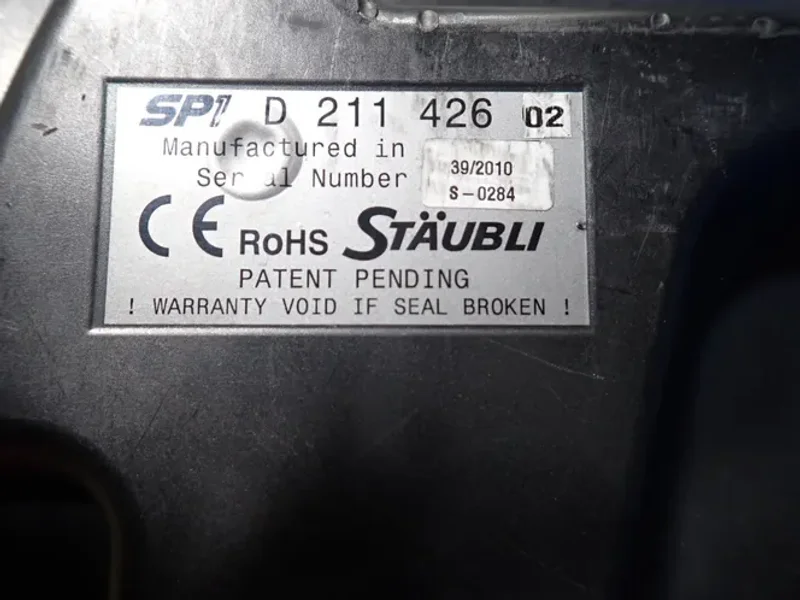 STAUBLI ROBOT  -  TX90XL