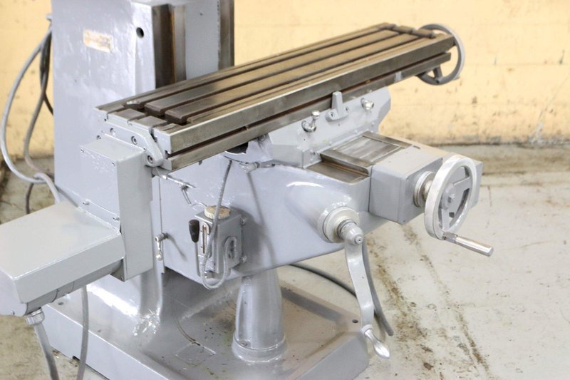 3 HP CHEVALIER VERTICAL MILL WITH CNC PROTO TRAK CONTROLS: STK 67709