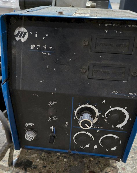 MILLER S-64 24V WIRE FEEDER USED