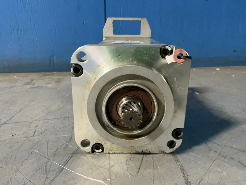 TAMAGAWA SEIKI SMARTSYN AC SERVO MOTOR   -  3HNA008029-001 / TS4834N9030E411