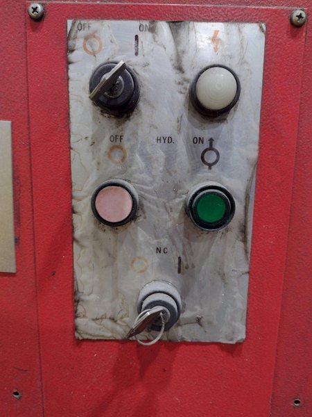 50 TON x 6' AMADA MODEL #RG50 HYDRAULIC PRESS BRAKE NC9-EX CONTROL, 1987: STOCK #19273