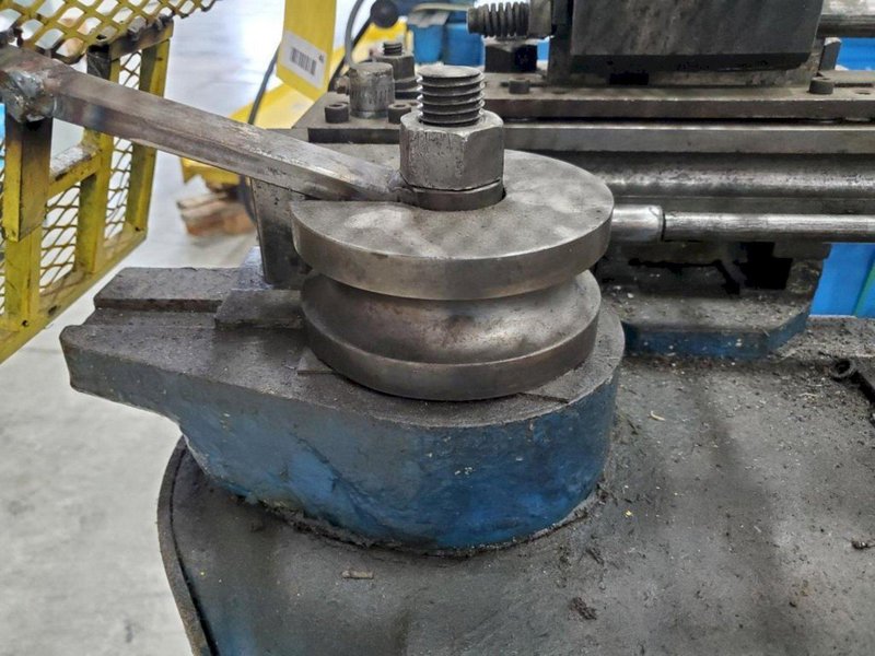 2.5&quot; TELEDYNE PINES HORIZONTAL HYDRAULIC TUBE BENDER. STOCK # 0641823