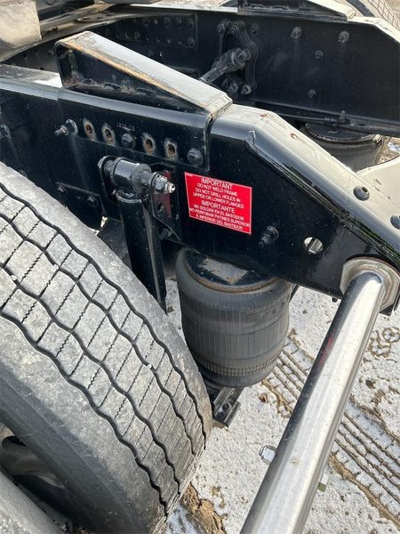 2022 Volvo VNL 4V4NC9EH5NN603427