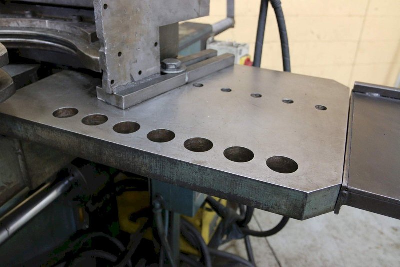 RICHARDS MODEL #MUB001 HYDRAULIC BENDER; STOCK #68712