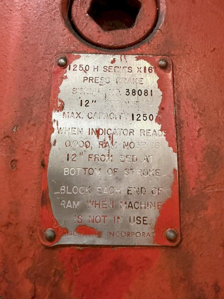 1,250 TON X 20' CINCINNATI 1250HX16 HYDRAULIC PRESS BRAKE. STOCK # 0429726