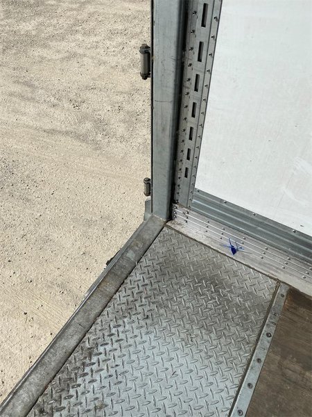 2024 Vanguard 53 x 102 5V8VC5327RM402432