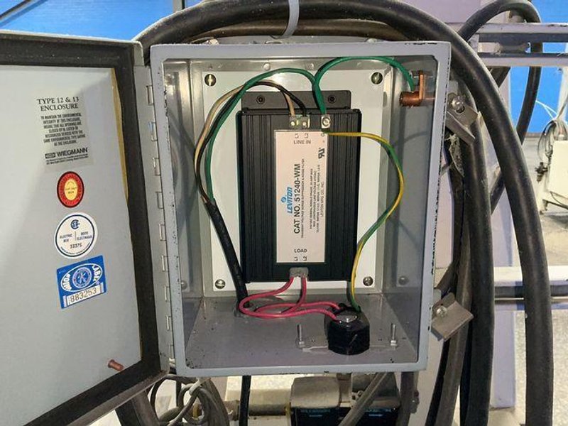 BRANSON ULTRASONIC WELDER  -  900 SERIES