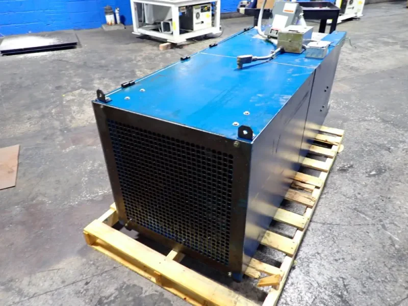 TORIT DUST COLLECTOR   -  MDV-3000