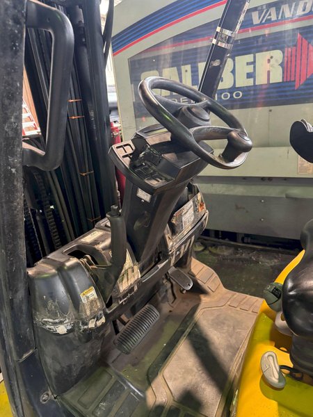 (2016) 5,000 LB YALE GLC050VX PROPANE FORKLIFT. STOCK # 0790124