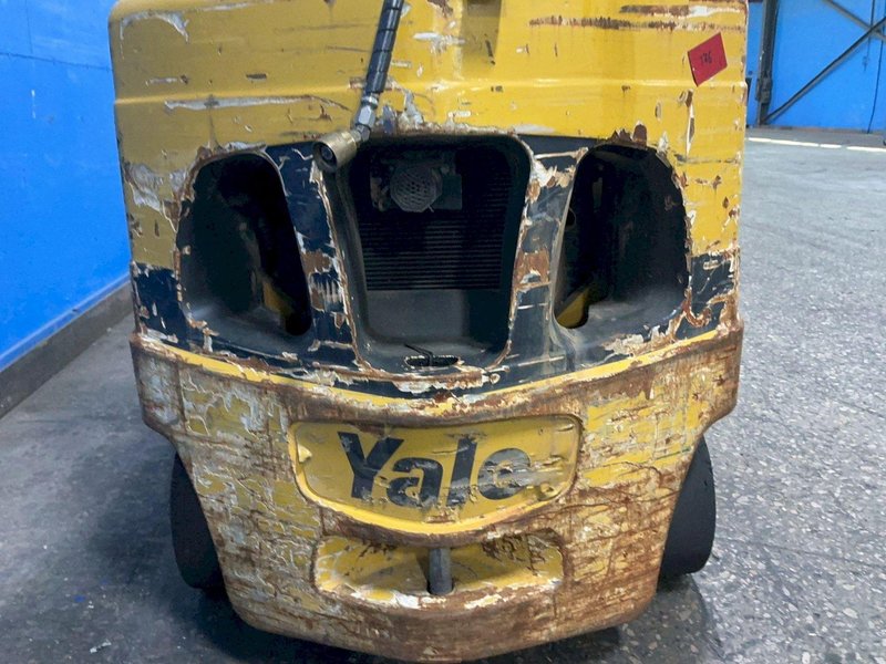 YALE 4800 LBS PROPANE FORKLIFT  -  GLC050VXNVSE083
