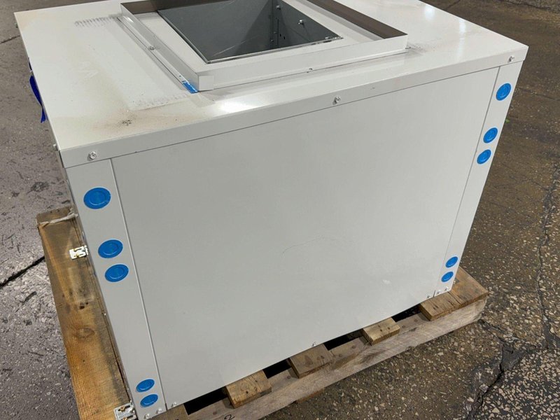 BOSCH WATER SOURCE HEAT PUMP  -  SM-060-1AHX-XRSATA-CHTX