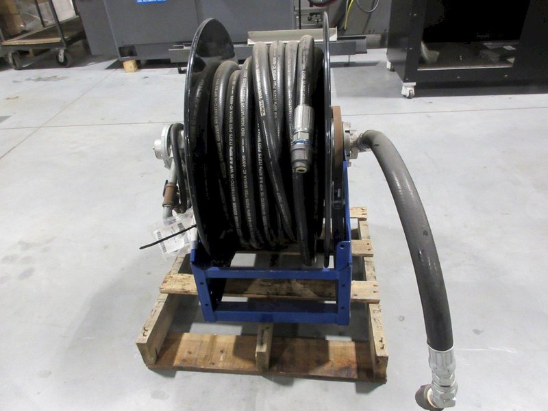 Graco XD Series Air Powered Rewind Hose Reel with Parker 1" 1275 psi Hose- Auction Item