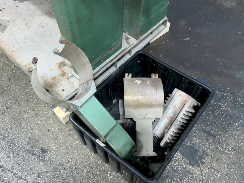 NRM CORPORATION EXTRUDER  -  PACEMAKER III