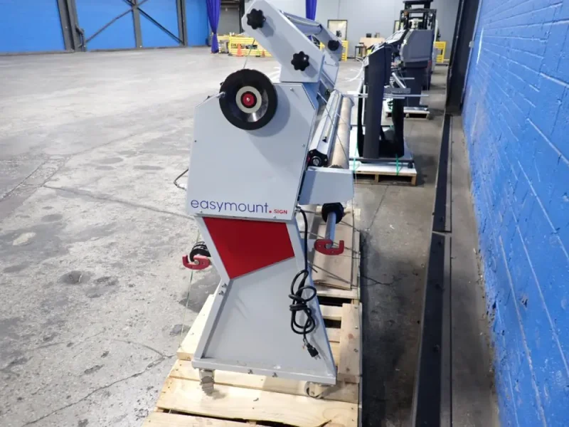 VIVID LAMINATING TECHNOLOGIES 66" LAMINATOR  -  EM-S1600H