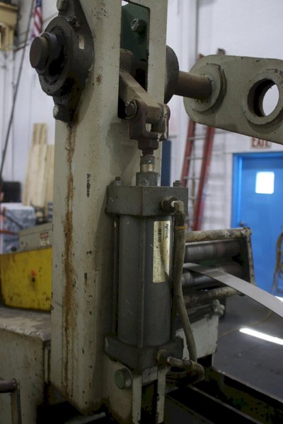 4000 LB JACO COIL CRADLE &amp; STRAIGHTENER: STOCK #75040