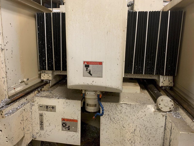 ENSHU Model S300 CNC Vertical Machining Center, w/ Pallet Changer, Fanuc Control