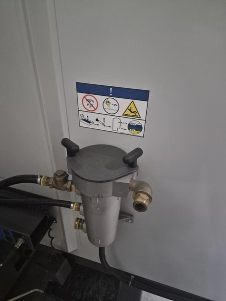 Haas VF-3 SS CNC Vertical Machining Center, 2022 – Haas CNC Control, Chip Auger, Coolant System