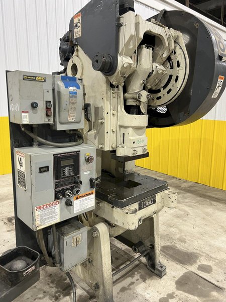 32 TON MINSTER MODEL #4 OBI PRESS, 3" STROKE: STOCK #20189