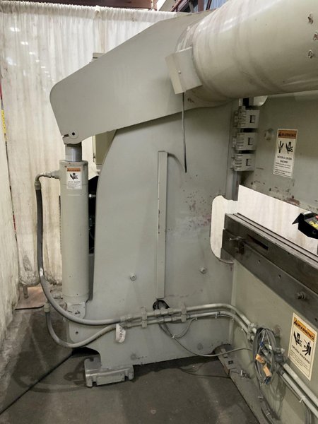 175 TON X 12' ACCURPRESS HYDRAULIC PRESS BRAKE: STOCK #81406