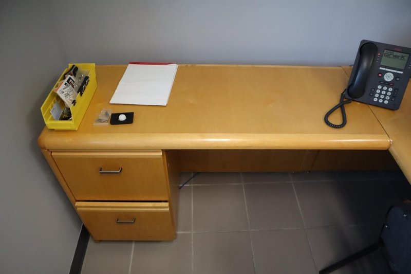 Wood Desk with Return and 5 Drawers- Auction Item