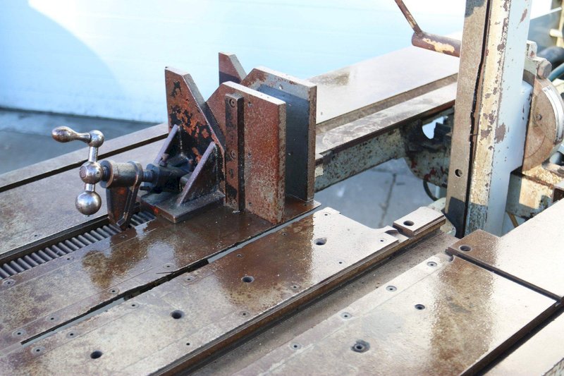 18" X 20" PEERLESS  MODEL #VB1820XL TILT FRAME VERTICAL BANDSAW: STOCK #70566