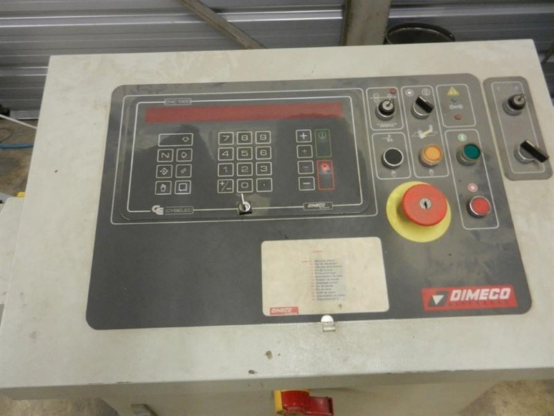 Dimeco decoil./ straight/ feeder - LVD punchpress