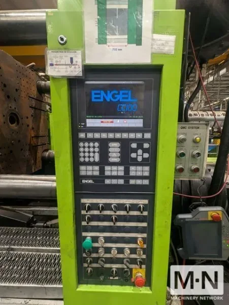 1300 TON 134 OZ ENGEL MODEL DUO7050/1300 INJECTION MOLDING MACHINE MFG 2006