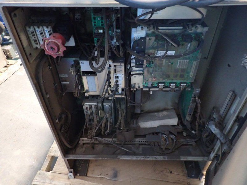 YASKAWA MOTOMAN ROBOT  -  MH6