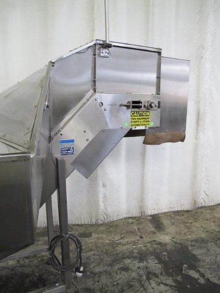 Pace Packaging Omni-Line M400LH S/S Descrambler with S/S Pace Packaging Elevator Conveyor