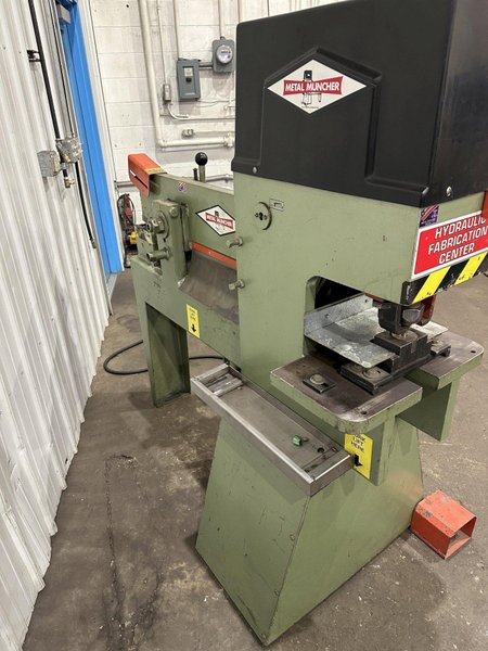 40 TON METAL MUNCHER HYRAULIC IRONWORKER: STOCK #77878