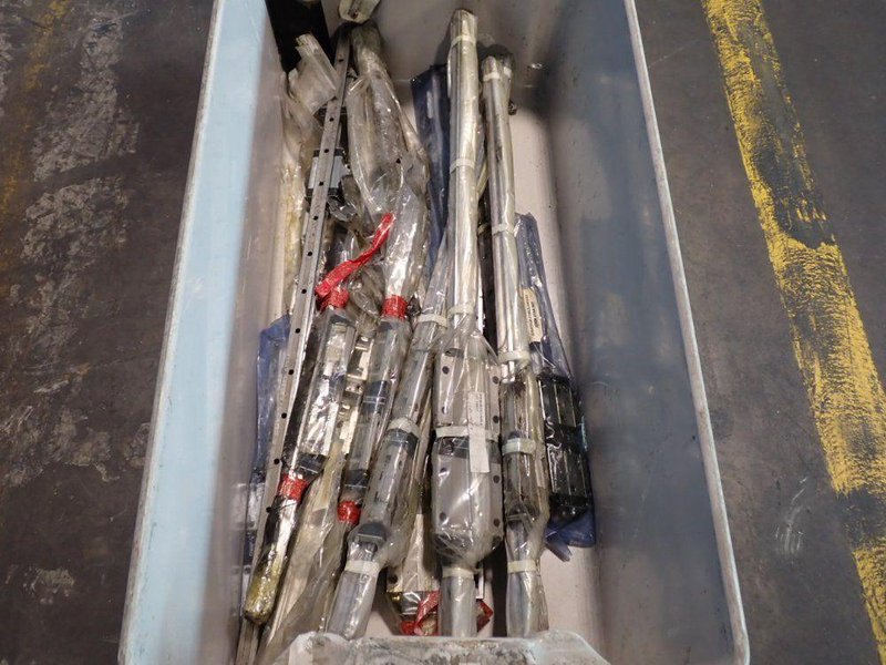 THK LINEAR GUIDES