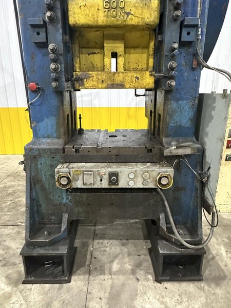 600 TON MINSTER MODEL #90-600 KNUCKLE JOINT PRESS, 4" STROKE: STOCK #22197