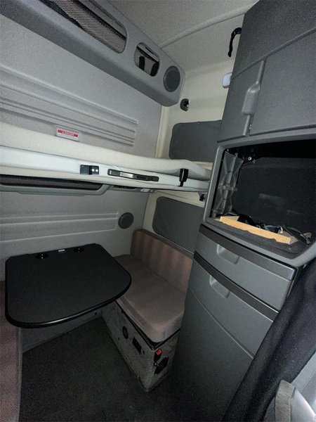 2021 Volvo VNL64T860 Stock #229000