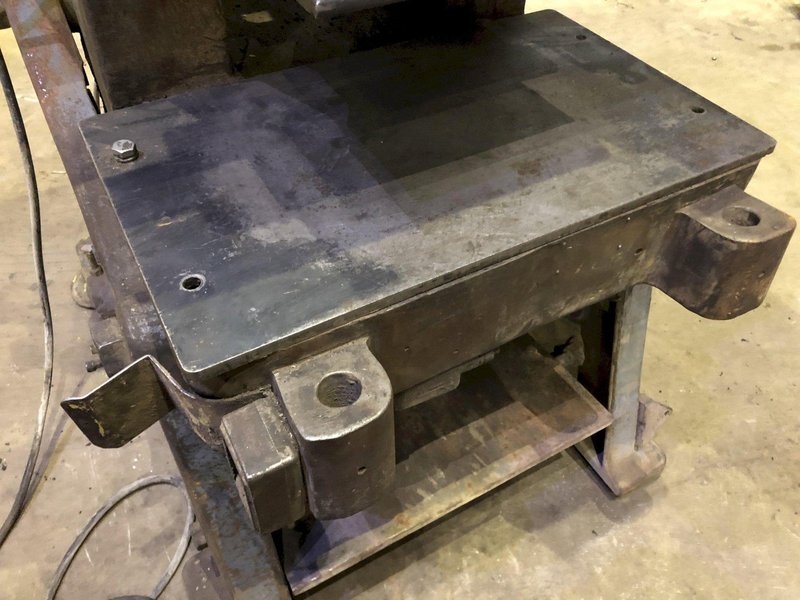 60 TON L &amp; J MODEL #60 OBI FLYWHEL PRESS, 4&quot; STROKE: STOCK #15363