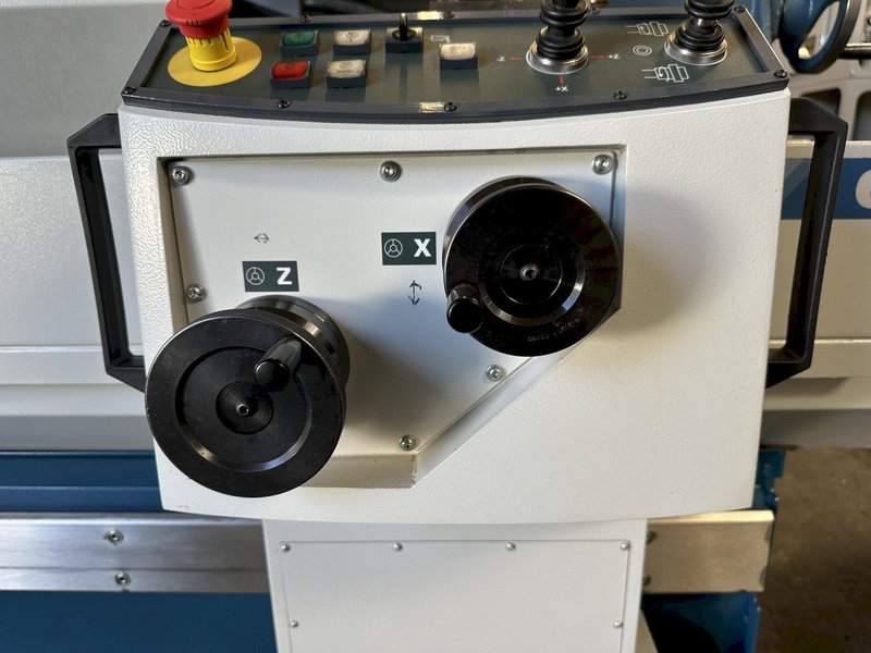Romi C-420 CNC Lathe Siemens 828D Control, 8″ Chuck, Hand Wheels, Conversational Control