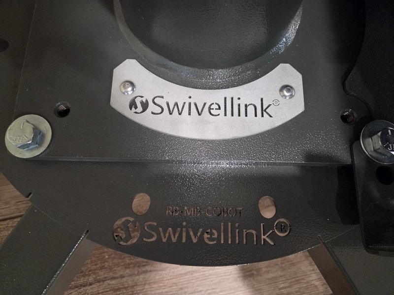 FANUC CRX-10iA/L Collaborative Robot, 2022 – 6 Hours, iRVision/DCS/KAREL