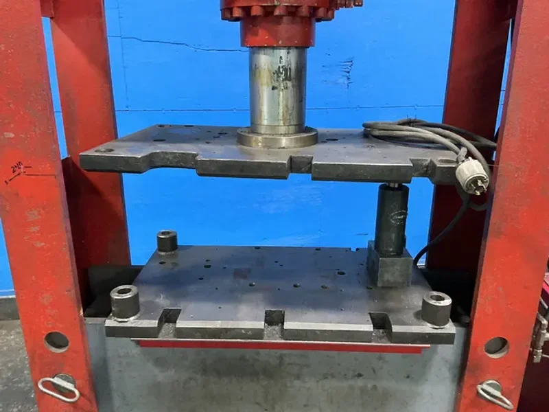 STENHOJ HYDRAULIK 150 TON HYDRAULIC H-FRAME PRESS  -  150