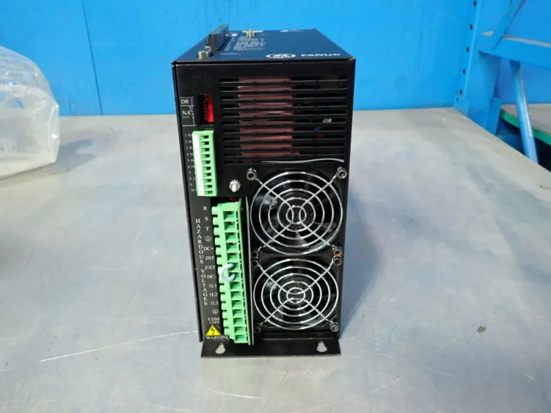 GE FANUC SERVO MOTOR CONTROLLER  -  IC800SSI420RD2-AD