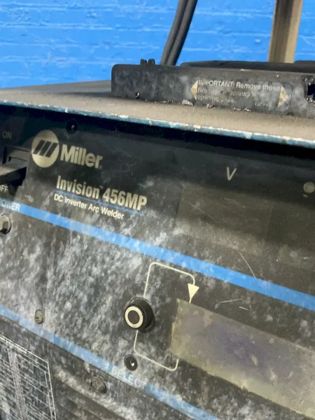 Miller  450 A  Welder  - Invision 456mp