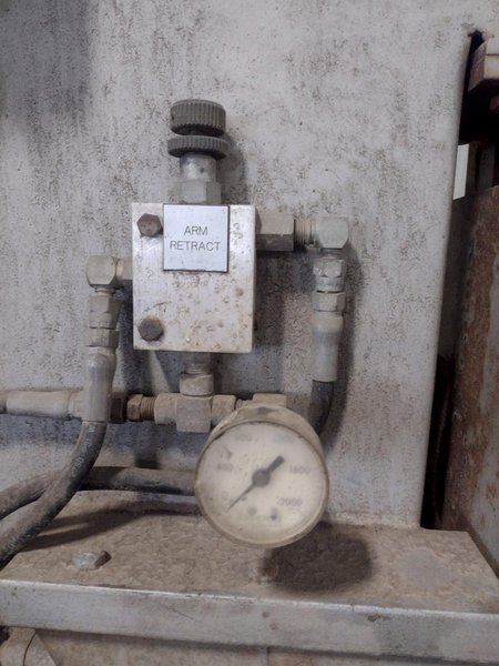 20" X 25" HEM MODEL #V150A-SMART AUTOMATIC MITERING VERTICAL BAND SAW: STOCK #18167