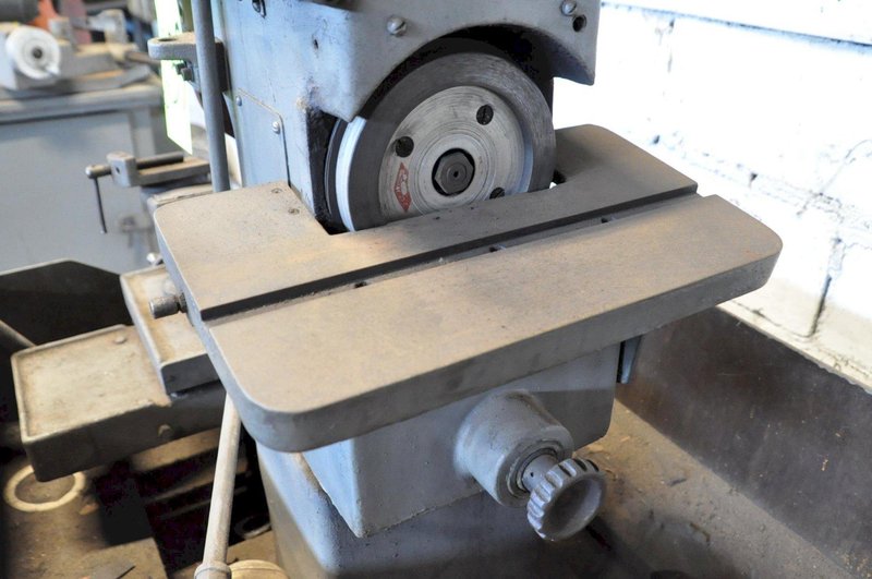 HAMMOND CB-77BW CHIP BREAKER TOOL GRINDER. STOCK # 1052722