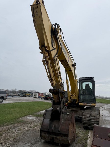 2013 KOBELCO SK210-9 EXCAVATOR W/ SPARE BUCKET. STOCK # 0429826